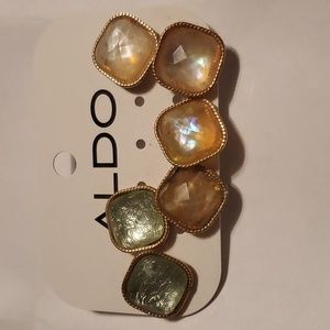 SQUARE Earring Studs